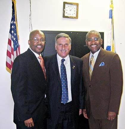 Pols call for affordable rents at Weprin town hall