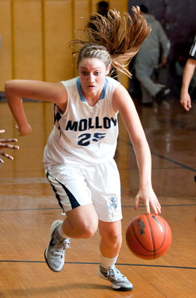 Molloy stuns in overtime