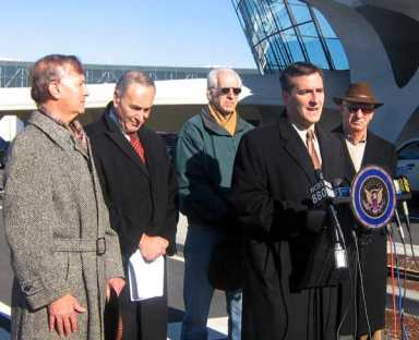 TSA apologizes for mistreating elderly at JFK