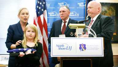 Gillibrand gives Navy Cross to vet killed in Vietnam