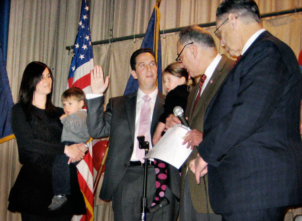 Boro pols officially welcome Goldfeder