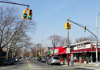 Bayside traffic light lowered after Halloran sounds off