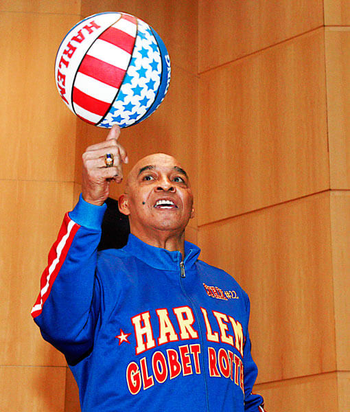 Harlem Globetrotter Curly Neal visits Hall of Science
