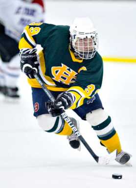 Holy Cross hockey pulls off stunner against St. Francis