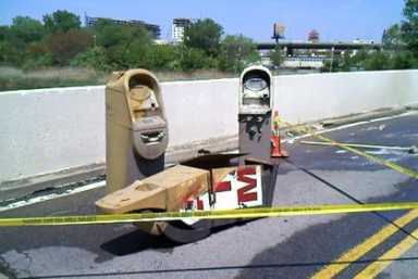 Corona man stole, submerged ATMs: DA