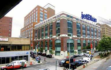 JetBlue wants to build 40-ft. sign on LIC location