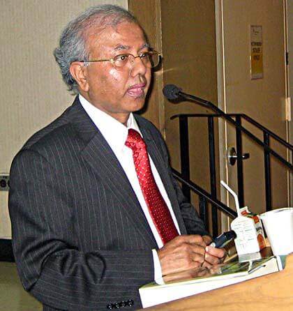 Bangladeshi writer recounts days as freedom fighter at library