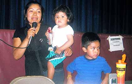 Group informs parents about housing rights