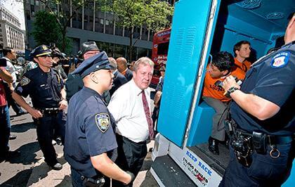 Ferreras, Dromm arrested at protest against Arizona law