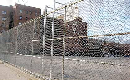 School should sell Jax Hts. lot to city: Civics