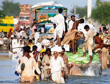 Pakistan flood aid from groups in Queens virtually nonexistent