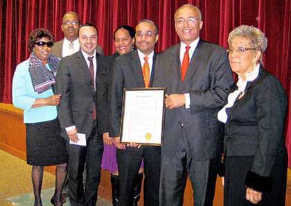Peralta gives black leaders recognition