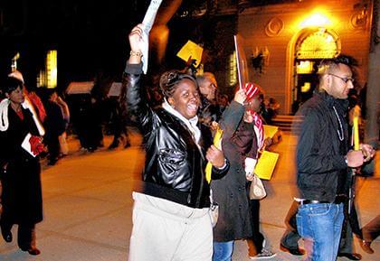 Hundreds try to save Jamaica HS