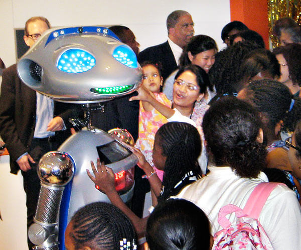 Children find Discover-E at Queens Library Center