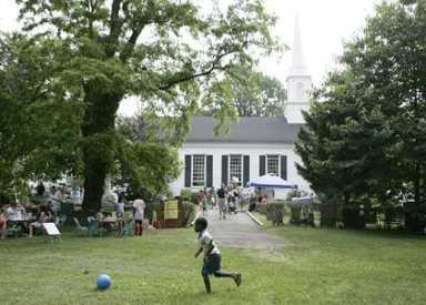 Douglaston historians talk Matinecoc heritage