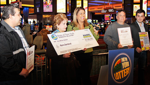 Qns. pair wins ‘lotto’ cash