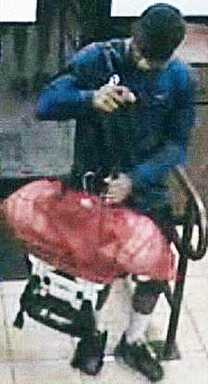 Popeye’s Fried Chicken robber sought by cops