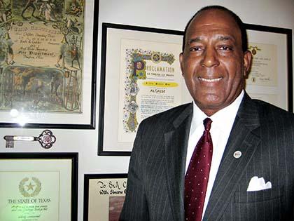 Diaz wants to tackle loans in run for City Council seat