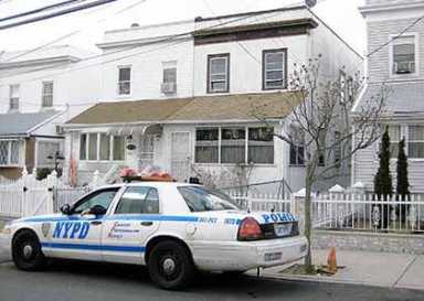 Man found dead in Hollis apt. in possible homicide