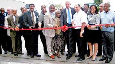 SE Queens pols hail new export center