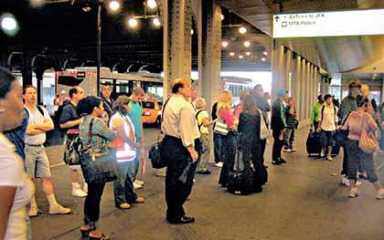 Fire near Jamaica station cripples LIRR