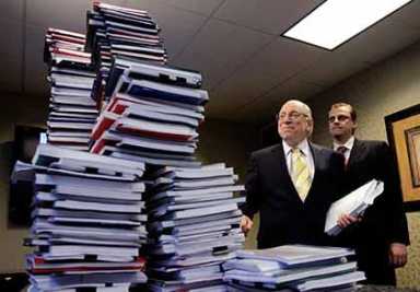 Liu, DiNapoli push for foreclosure reform