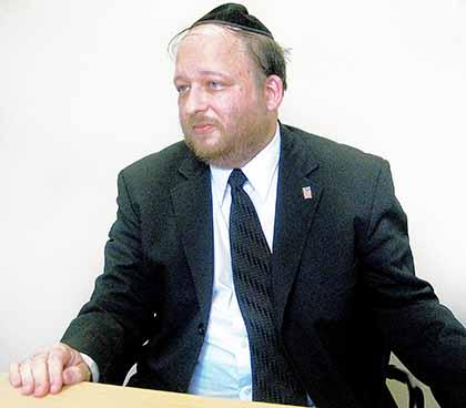 Republican Taub in uphill battle vs. Meeks