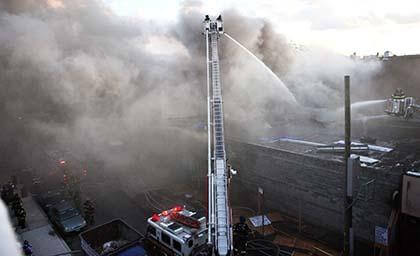 Fire guts Rich Hill building