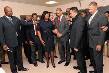 Queens leaders welcome Wills