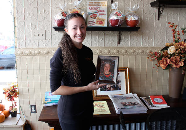 College Pt. eatery devoted to fine art of broth — touts Matt Damon as a customer