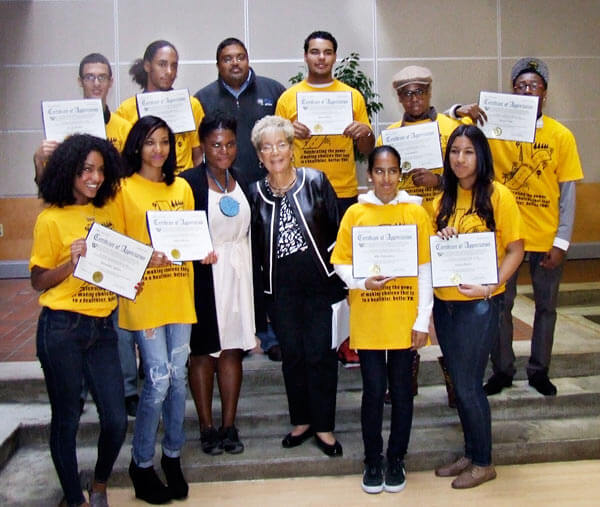 Beep lauds SE Qns. kids keen on college