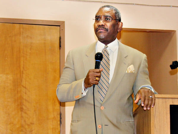 House dismisses Meeks loan probe  Ethics Committee sees no violation but will look into another $40,000 borrowing