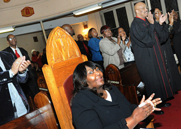 Cambria Heights Leader Ordinated Into Gospel Ministry Qns Com