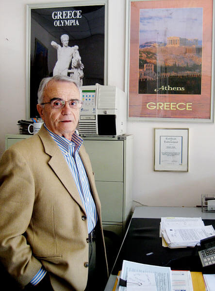Astoria’s Greek population welcomes government turnover
