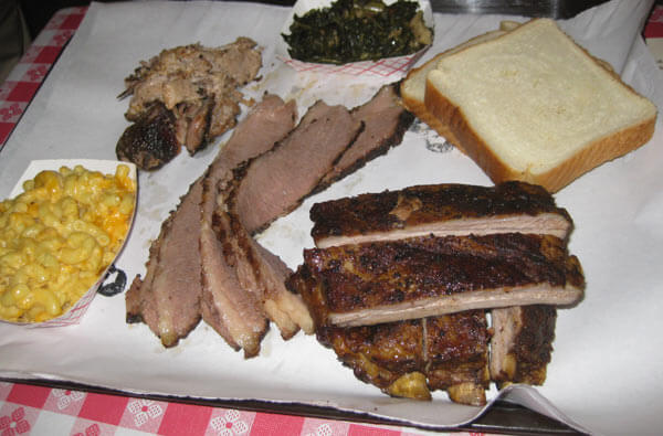 John Brown Smokehouse: Where smoking’s permitted