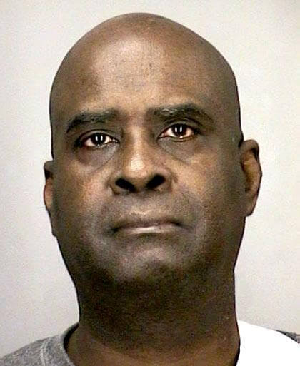 St. Albans’ ‘bling bandit’ gets 5 years for Nassau bank robberies