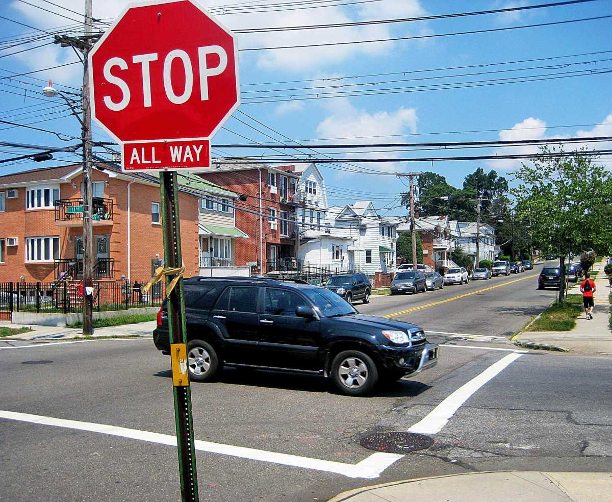 Traffic light coming to dangerous College Pt. corner