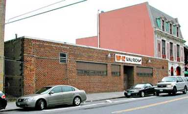 Officials spar over 43rd Ave.school plans