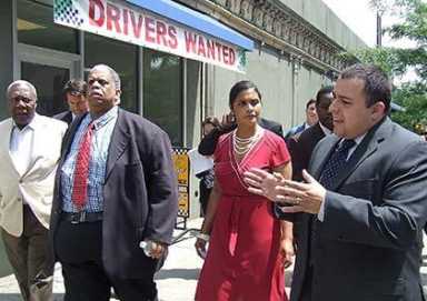 Pols see biz boom in SE Qns