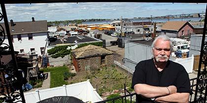 Yellow buses irk Whitestone