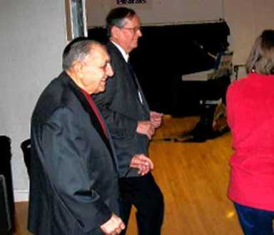 Vets celebrate holidays at Whitestone party