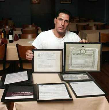 Glendale biz owner blames city for snafu
