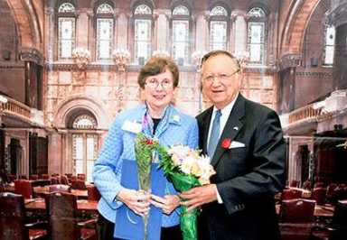 Auburndale woman honored by group for community work