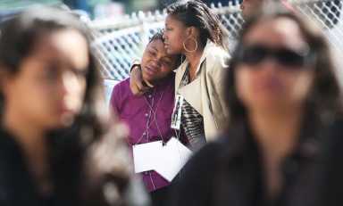 Hundreds mourn teen’s death