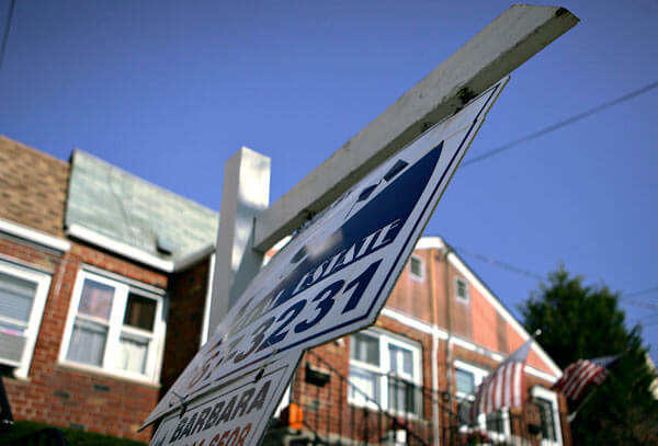 NE Queens home sale prices fall in third quarter of 2011