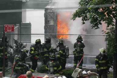 Transformer fire knocks out power in Douglaston