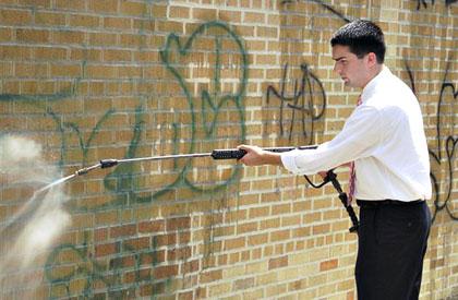 Ulrich targets graffiti spots