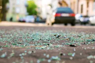 Three people injured after car slams into Richmond Hill storefront