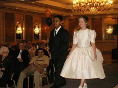 Kiwanis club holds fashion show at Russo’s on the Bay