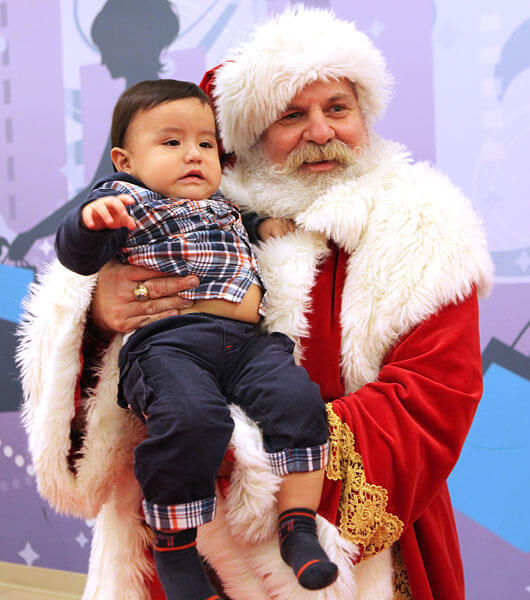 Youngsters flock to Santa at Sky View Center